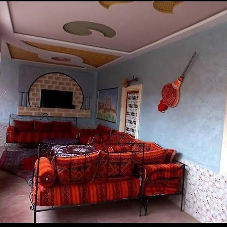 Hotel Assounfou Warzazát Exteriér fotografie